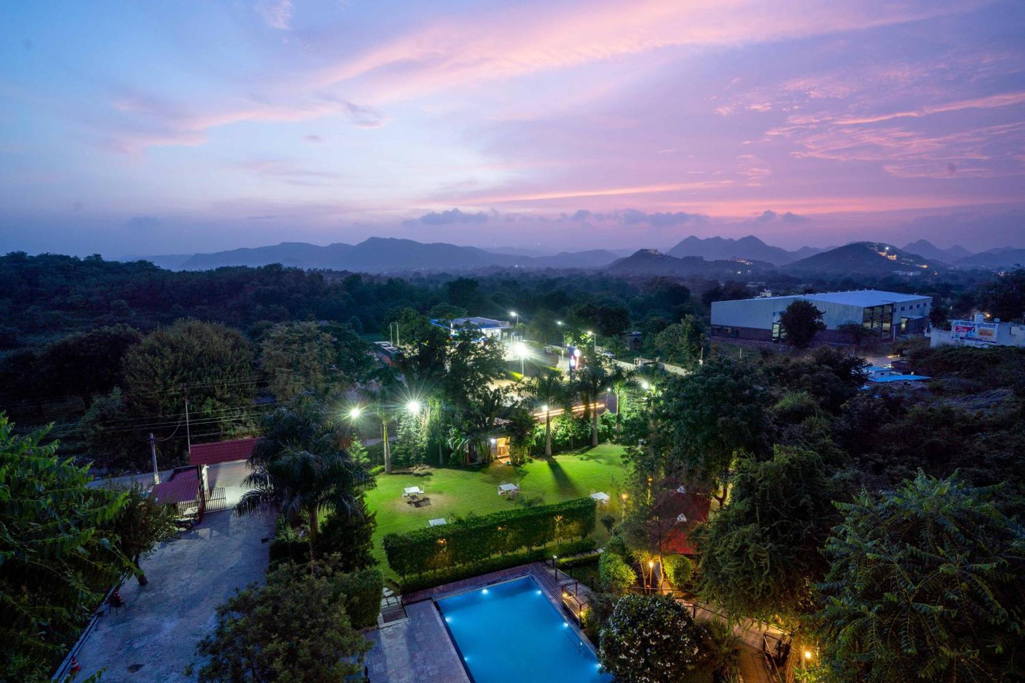 Готель Treebo The Aravali Getaway Удайпур Екстер'єр фото